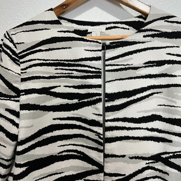 CHICO'S Open Jacket light Suit Blazer W/ Lining Top Jungle Print animal Sz 1 S - Picture 2 of 16